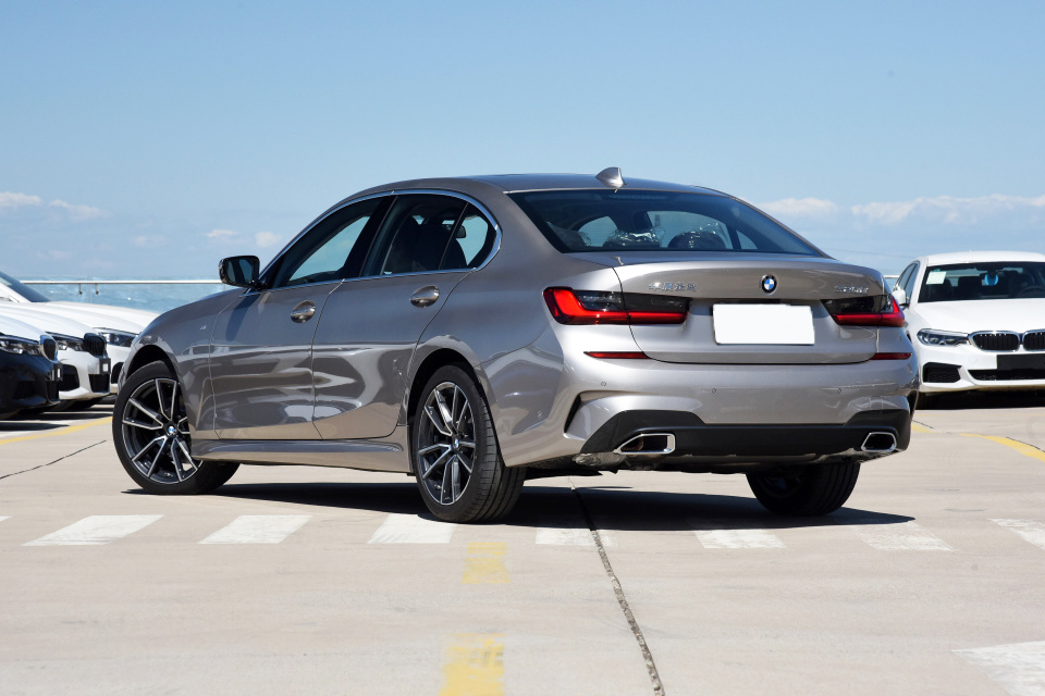 宝马320的2.0T只有156马力,难道是涡轮减压发动机