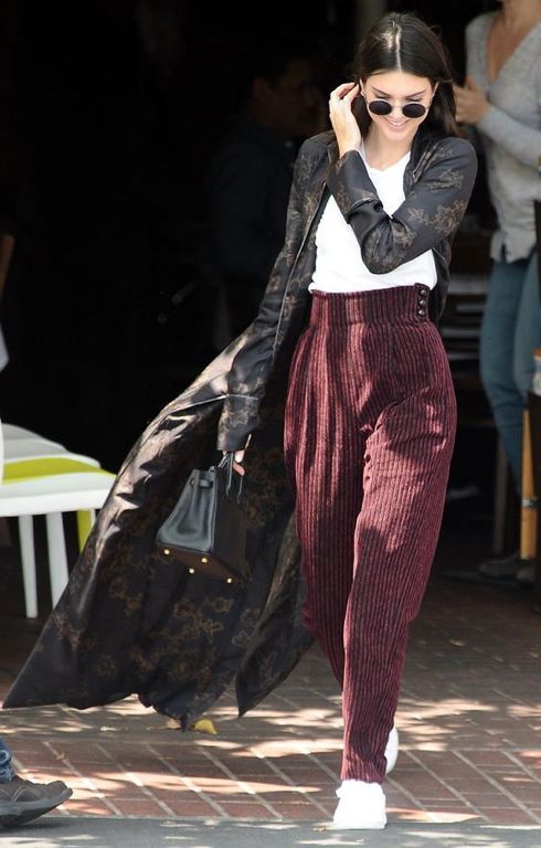 周雨彤宋妍霏谁的穿搭好,周雨彤冬季穿搭