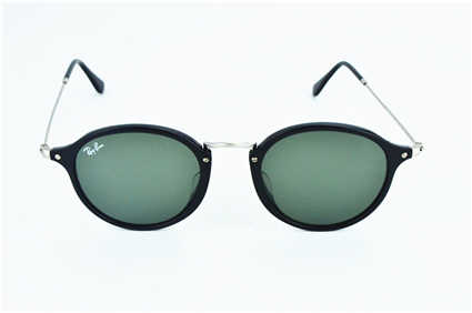 圆脸型适合戴哪种型的太阳镜女,太阳镜适合什么脸型