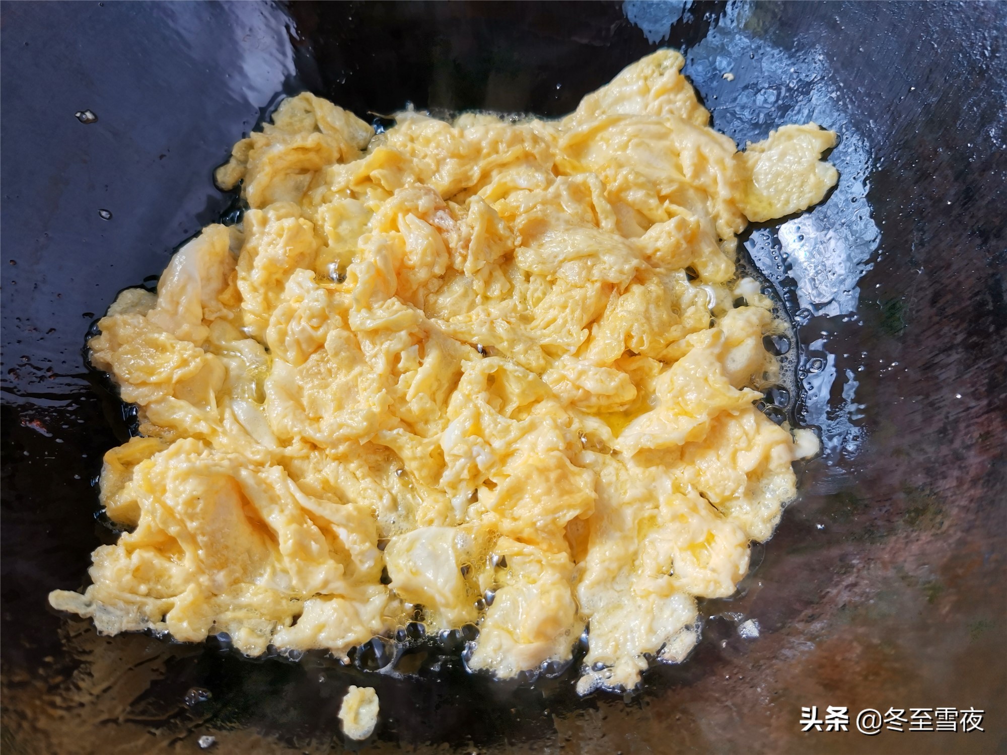 柳蒿芽鸡蛋怎么做好吃,柳蒿芽可以和鸡蛋一起吃吗