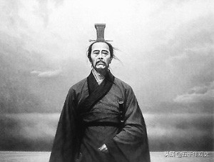 楚怀王投江原因,屈原投江的真正原因