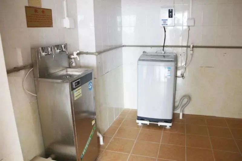 广东亚视演艺职业学院高职分数线,广东亚视演艺职业学院专本连读