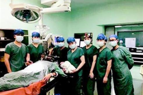 山东枣庄67岁高龄产妇天赐近况,67岁老奶奶生下孩子