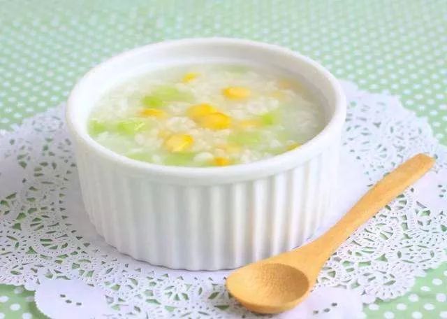 口腔溃疡穿孔医生说可能是瘤,口腔溃疡化脓穿孔