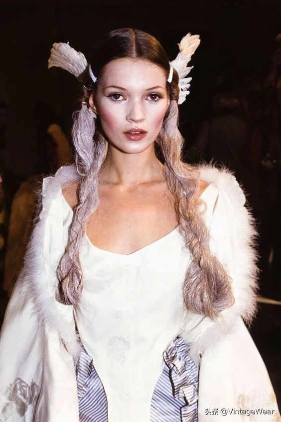 dior必买十大经典包,dior17年出了哪些款包包