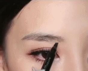 会画眉毛跟不会画眉毛,女人画眉毛的正确方式