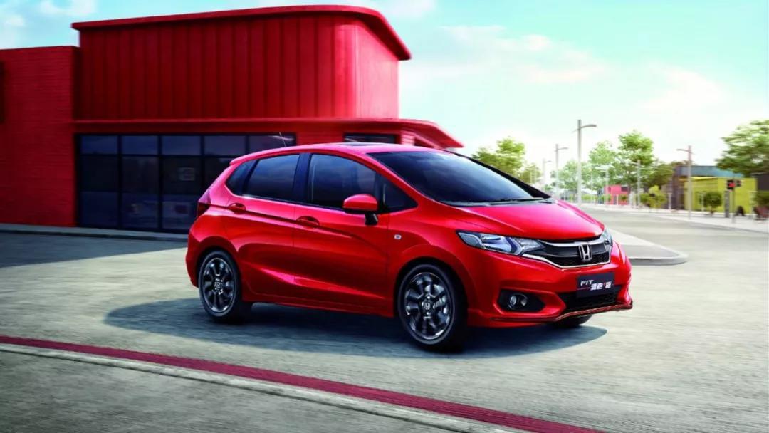 东风日产骐达：价格高一点，但空间告诉你值得！「快车体验043」