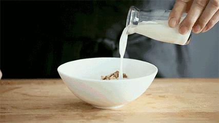 如何选购酸奶认准这5个词就够了,买酸奶是要避开风味两字吗