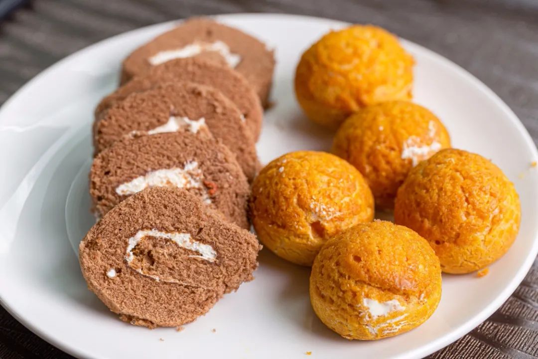 五一上海空中旋转餐厅自助餐,一家超有性价比的自助餐厅