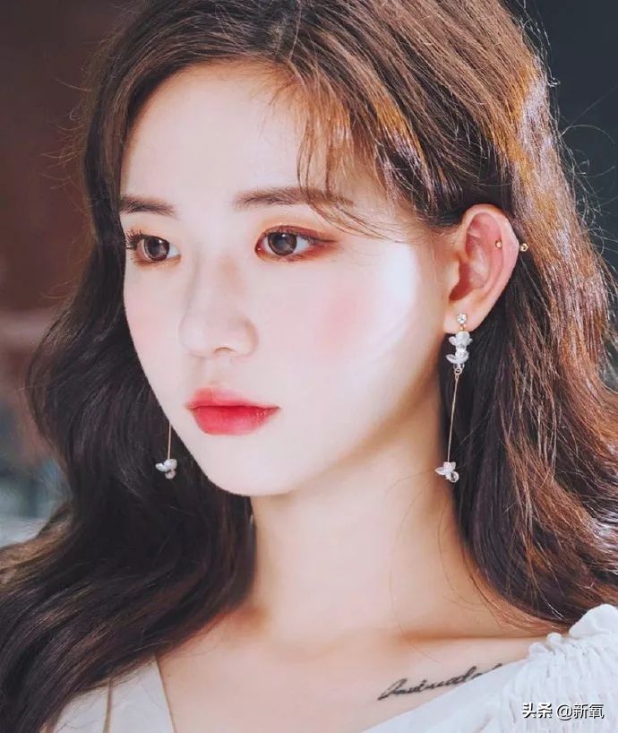 黄灿灿颜值变了,黄灿灿脸变了