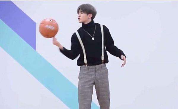 杨幂杨超越,杨超越脚臭吗