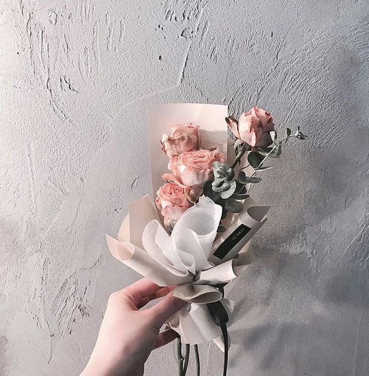 单支花束图片送女朋友,单支玫瑰花束怎么包装赶紧学起来