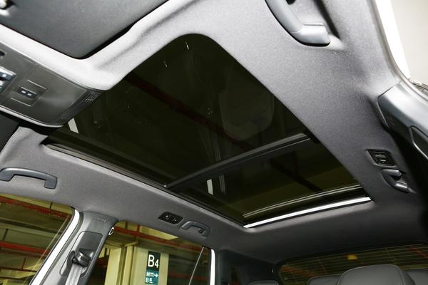 2022年25万左右中大型混动suv推荐,兼顾实惠与实用这款suv值得一看