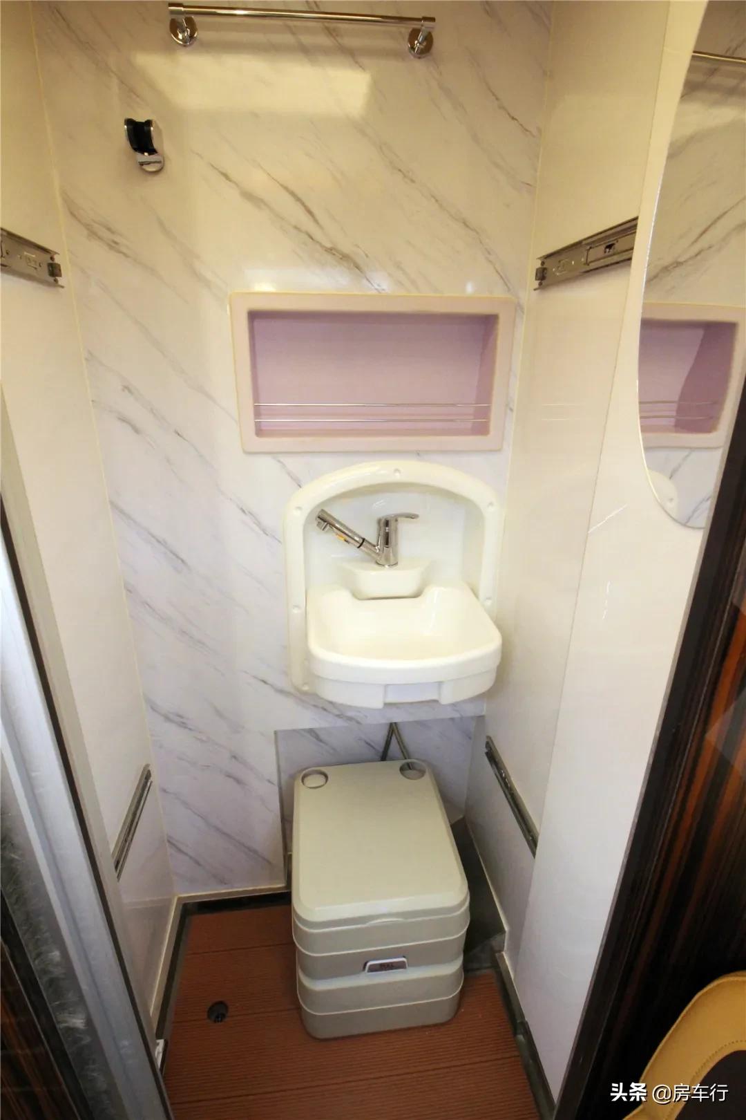 大通原厂v90c型房车2021旗舰款,大通v90房车实际体验