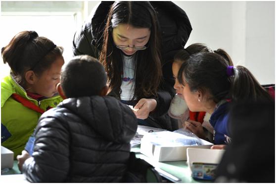 鍏崇埍闈掑皯骞村叕鐩婃垚闀胯惀,鍏崇埍鍎跨绛戞ⅵ璧疯埅蹇楁効鏈嶅姟娲诲姩