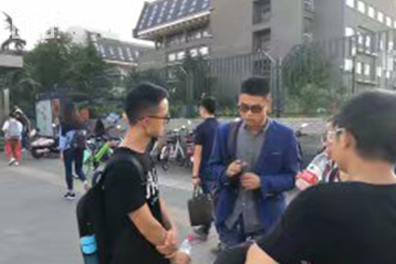 我高中辍学,打工十年,如今当上文学杂志主编