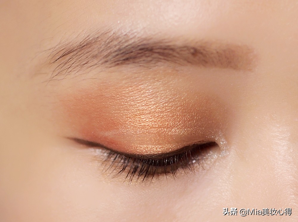 长期贴双眼皮贴的女生，后来怎么样了？教你一招避免眼皮松弛