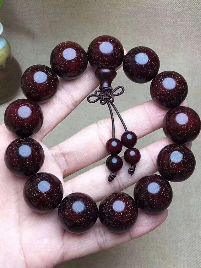 各种手串佩戴禁忌,佩戴手串避开这些禁忌