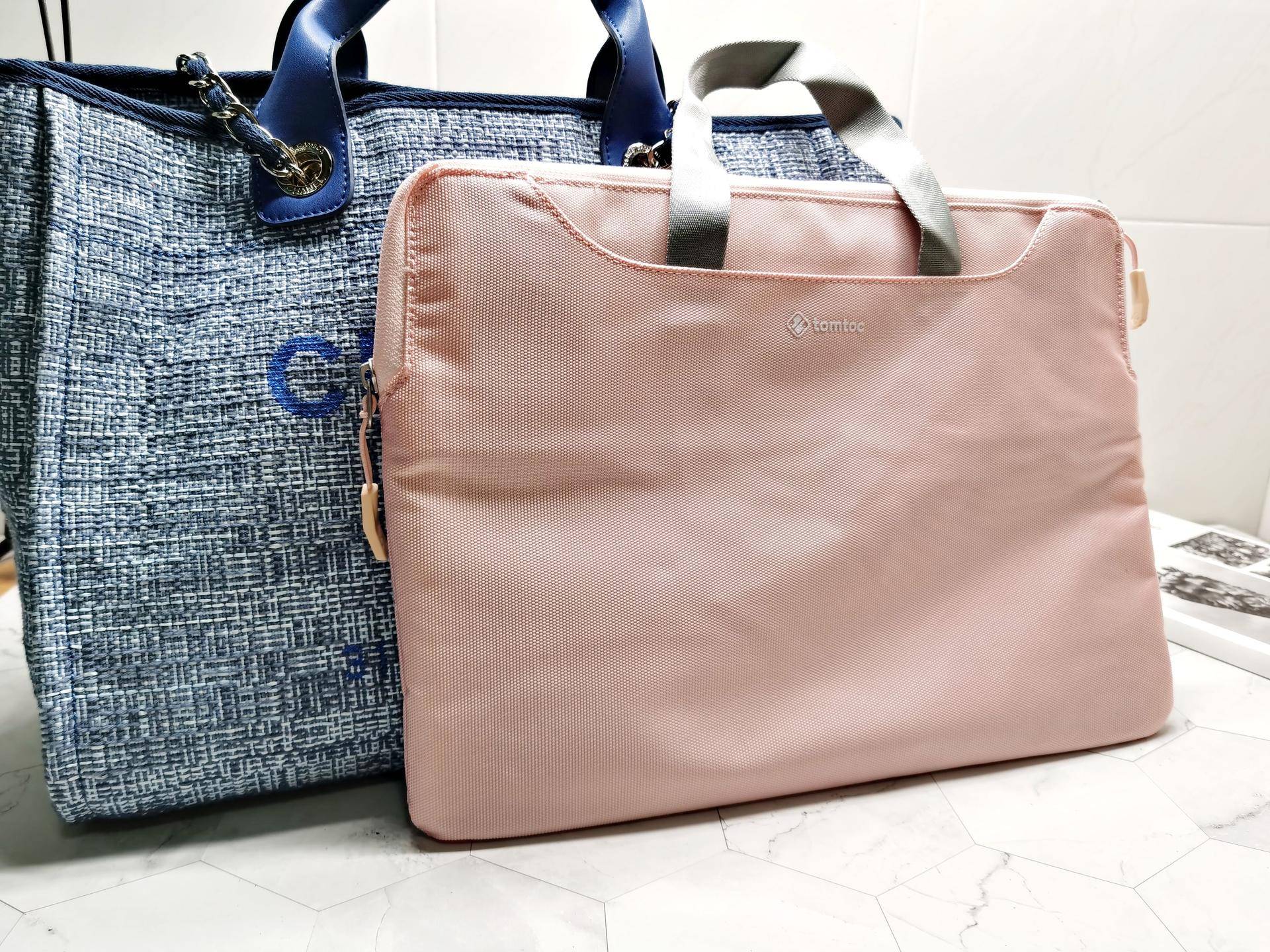 女人控制不住买衣服,女生总是控制不住买衣服