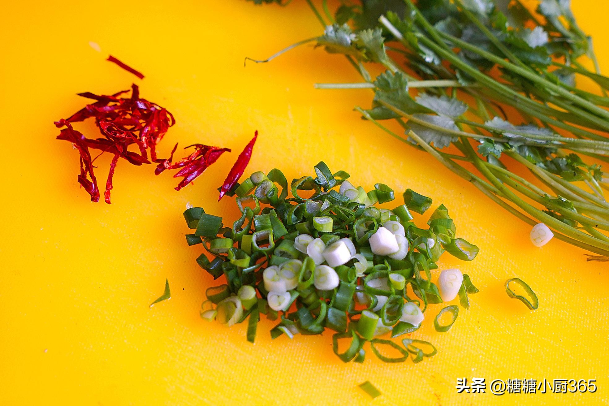 平菇炖豆腐正宗做法,平菇和豆腐汤