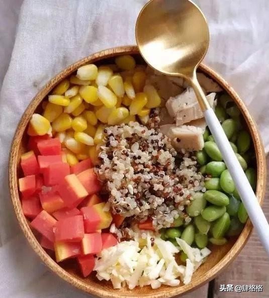 减肥又营养的早餐沙拉,减肥餐简单易做沙拉