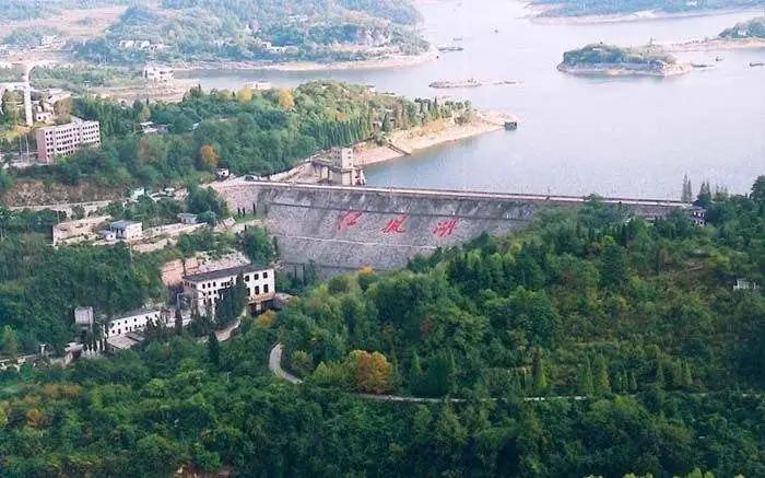 清镇市是不是比较落后,清镇最好的城市