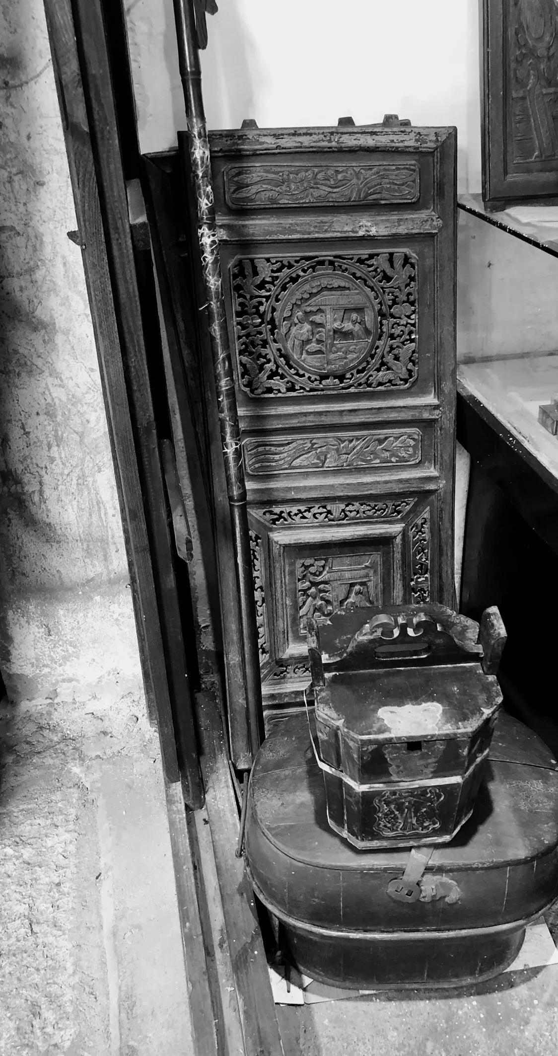 听戏享受这悠闲时光,听戏喝酒自在逍遥