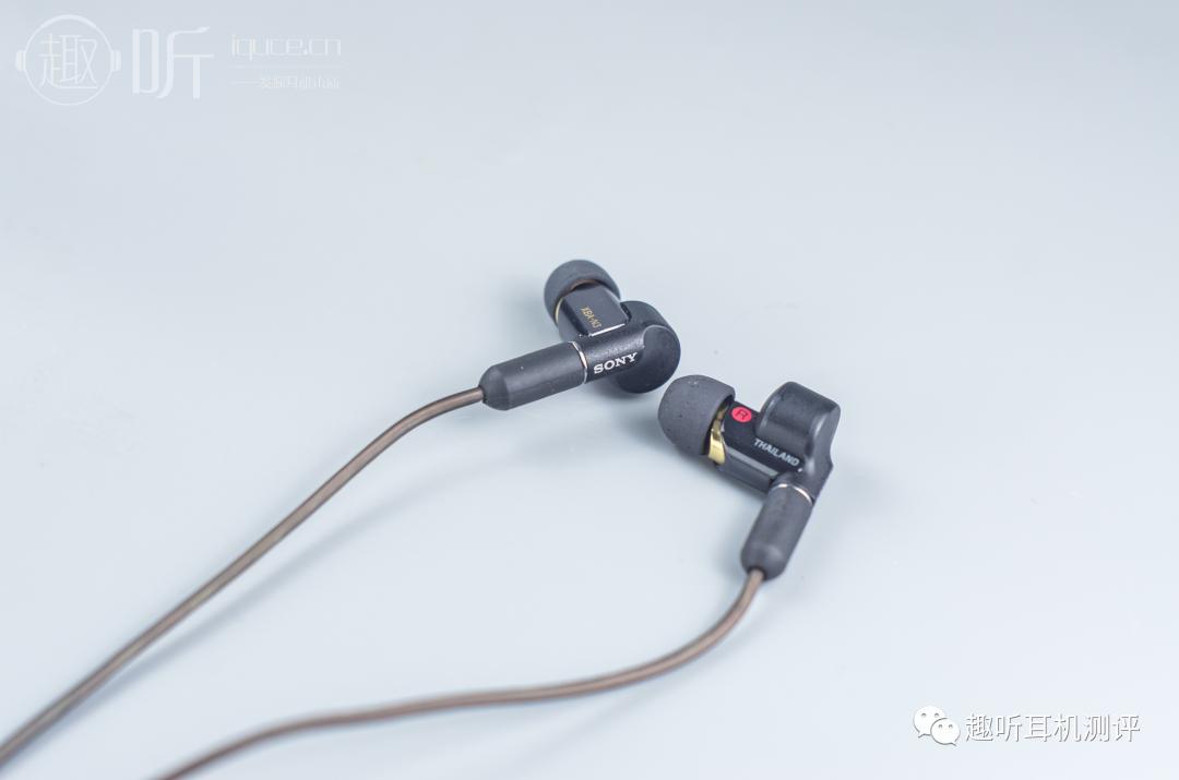 舒适感十足的索尼,索尼耳机xba1和xban3的差距