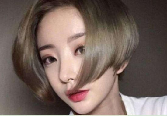 发型大方圆脸剪什么发型,圆脸最流行剪的发型