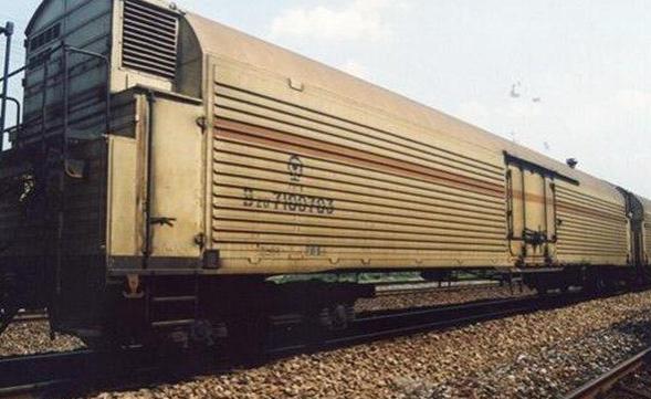 冷藏车厢的诞生之初既然没有制冷机?