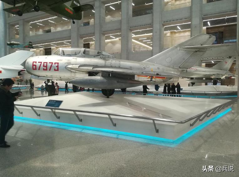 志愿军米格15，打响空战第一炮，美军上将：中国一夜成空军强国