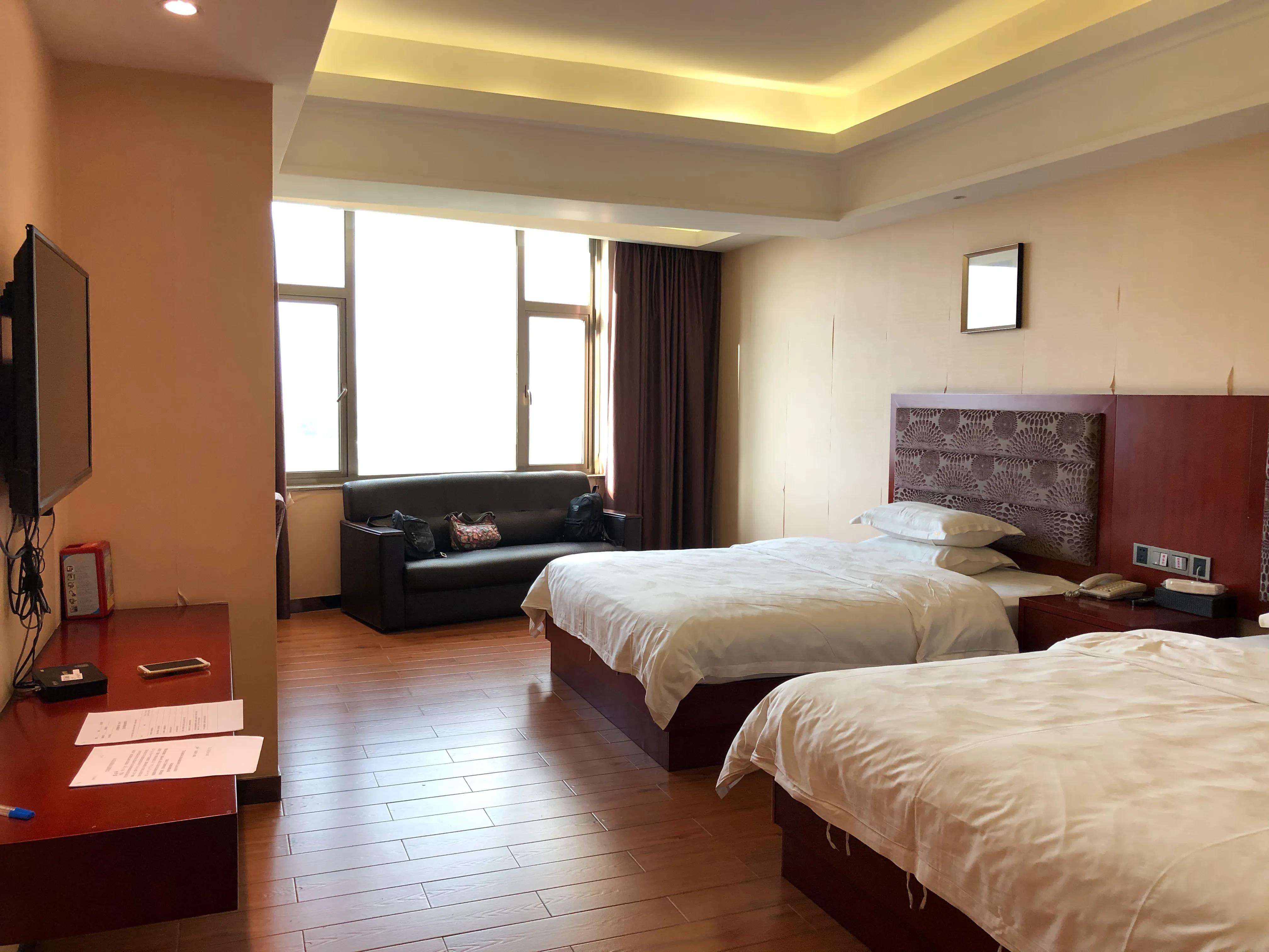 从香港回内地过关攻略视频大全,香港过关去深圳全过程