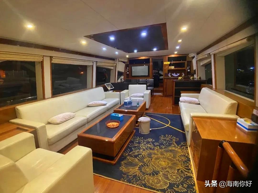 海南旅游豪华游艇出海,海南海上游艇包含海上玩的吗
