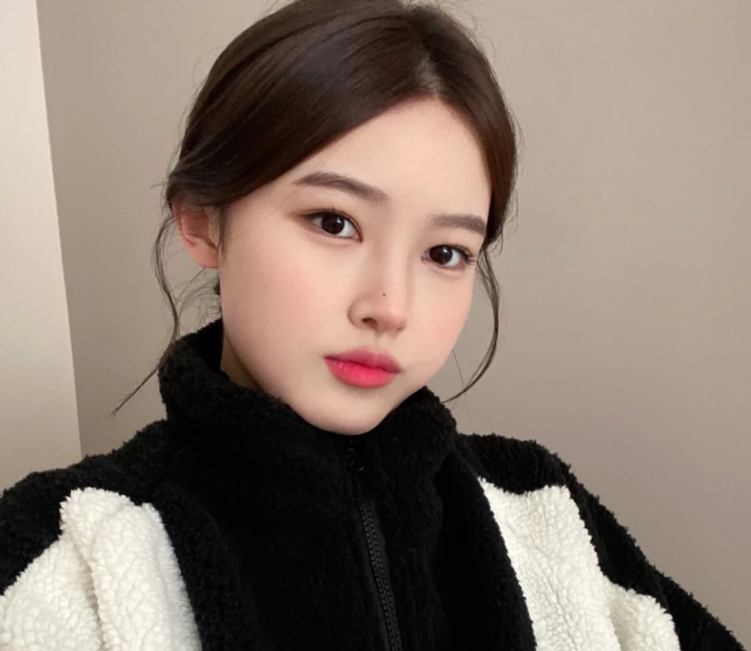 怎么让眼睛变大有神有卧蚕学生党,怎么样画卧蚕看起来眼睛才好看