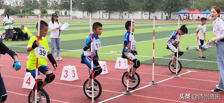 合肥市蚌埠路第三小学在全国独轮车锦标赛喜获佳绩