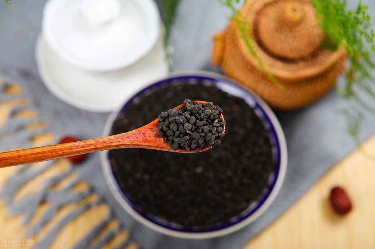 老起夜尿用什么小妙方,补肾治夜尿多的药