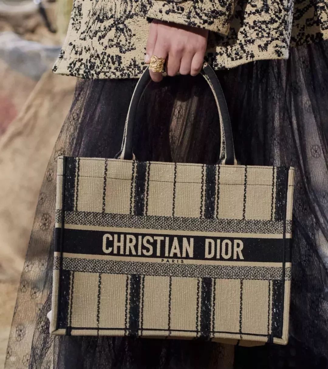 最值得买的dior,dior值得买的马鞍包是哪款