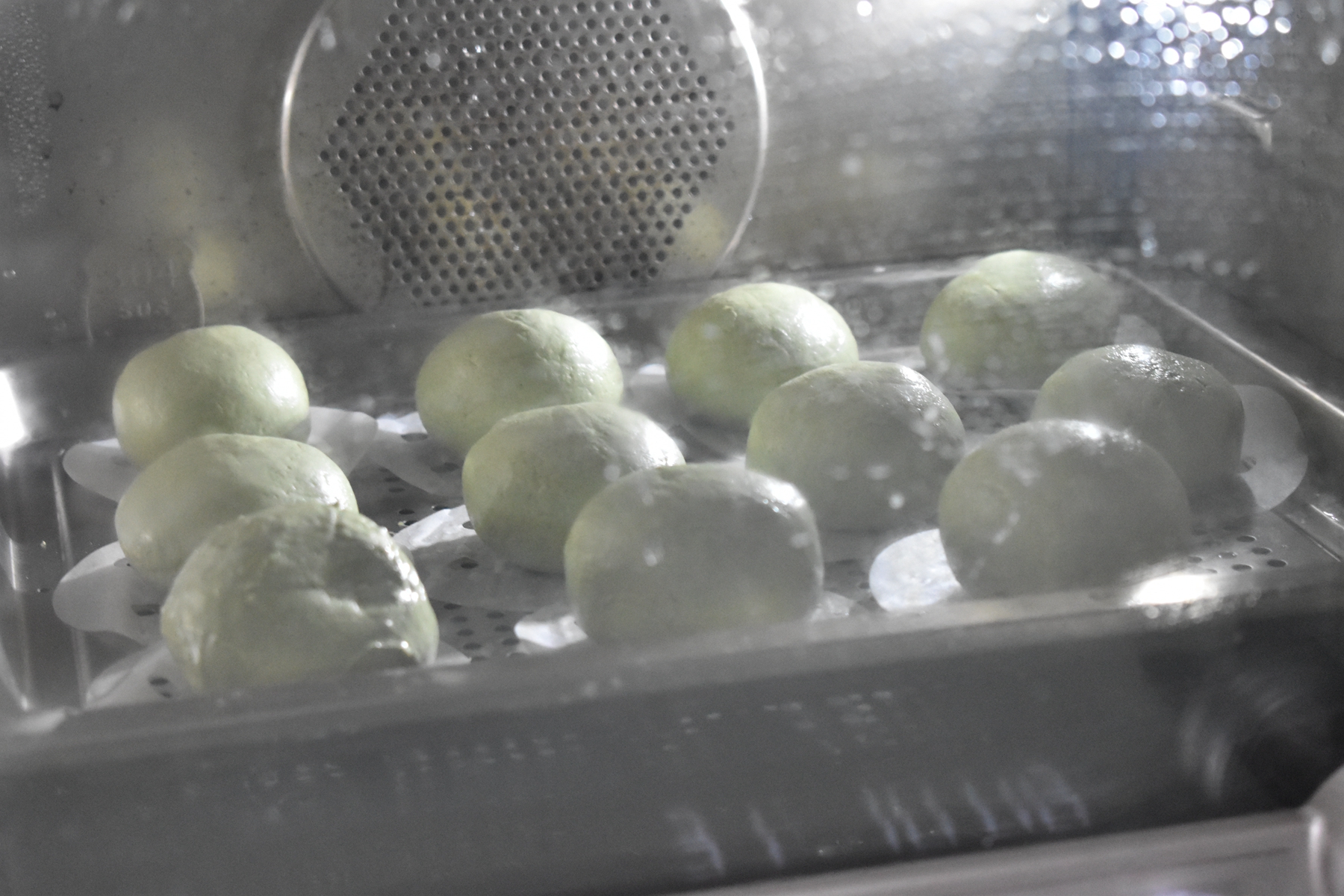 青团最正宗的懒人做法,4分钟教你在家做青团比买的好吃