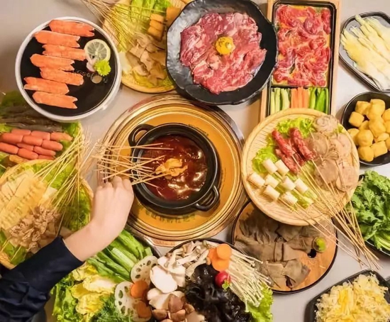 斥资3000万，历时90天，岛城1903美食街区，11月30日盛大开业！