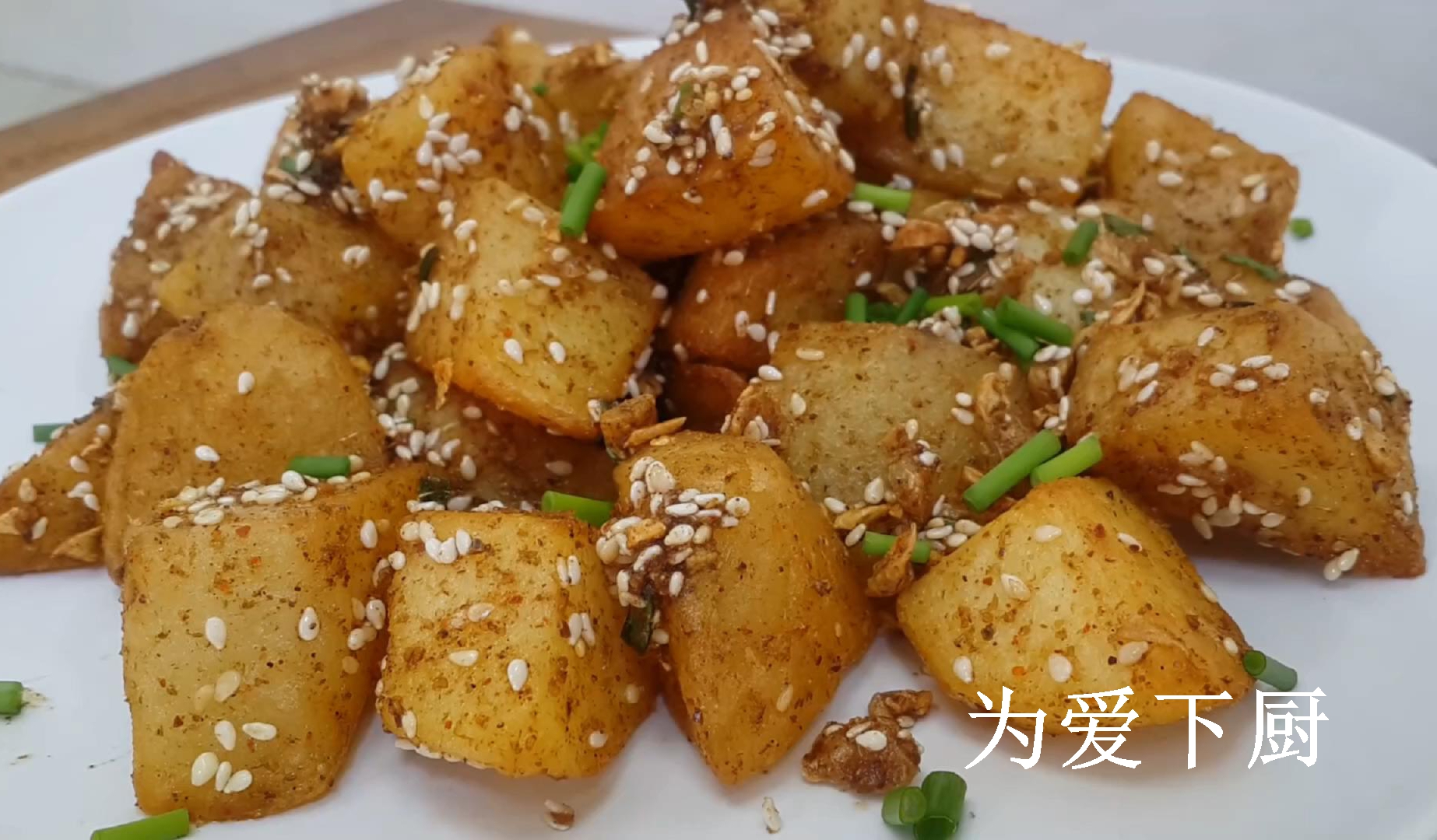 土豆煮三分钟大人小孩儿都爱吃,土豆蒸熟怎么吃好吃