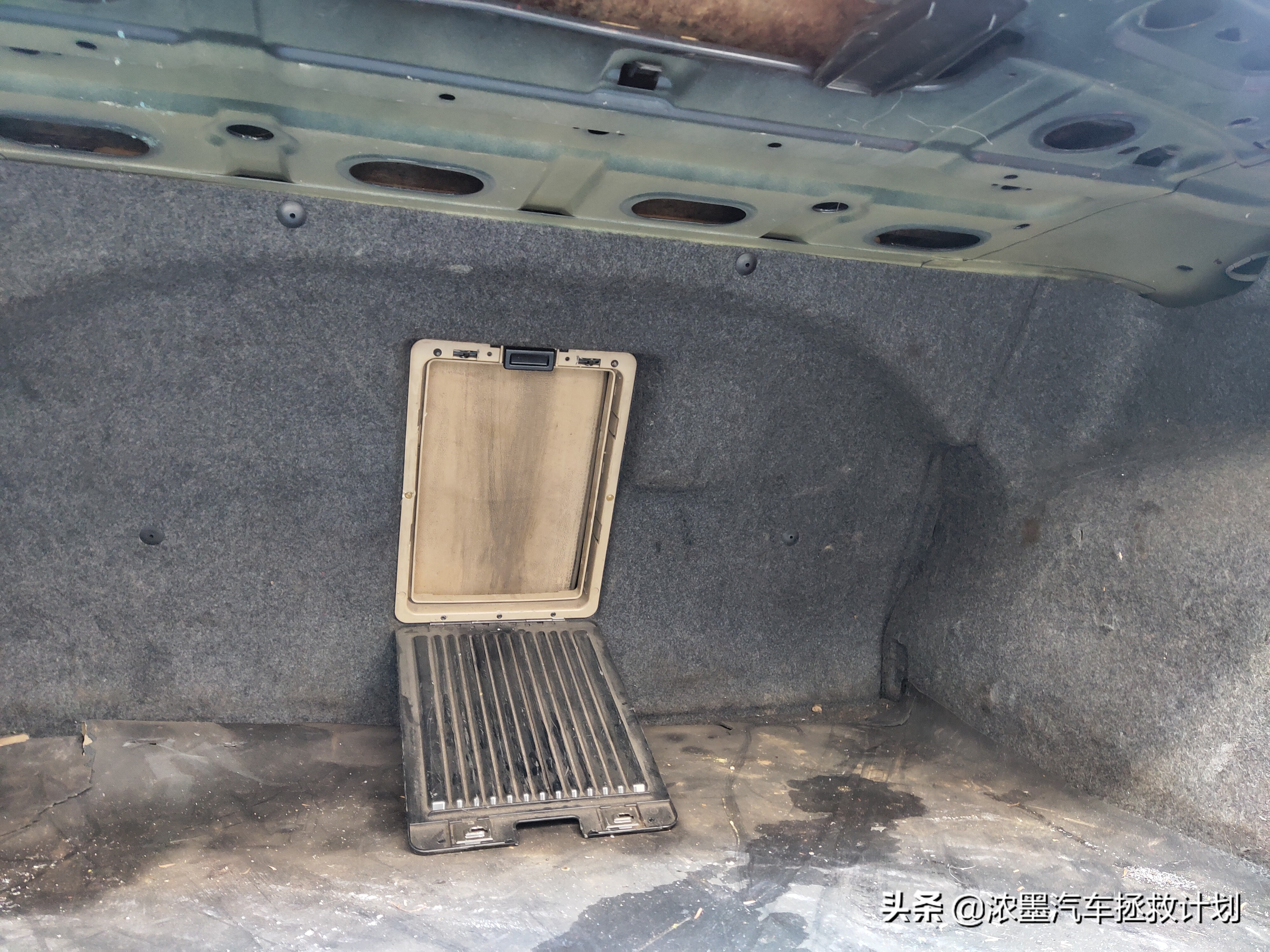 情怀老车帕萨特b5翻新,经典老车b5帕萨特翻新复活