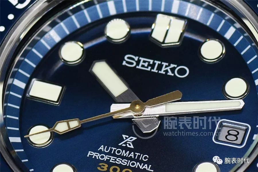 精工seiko复古绿新款,精工紫色限量款