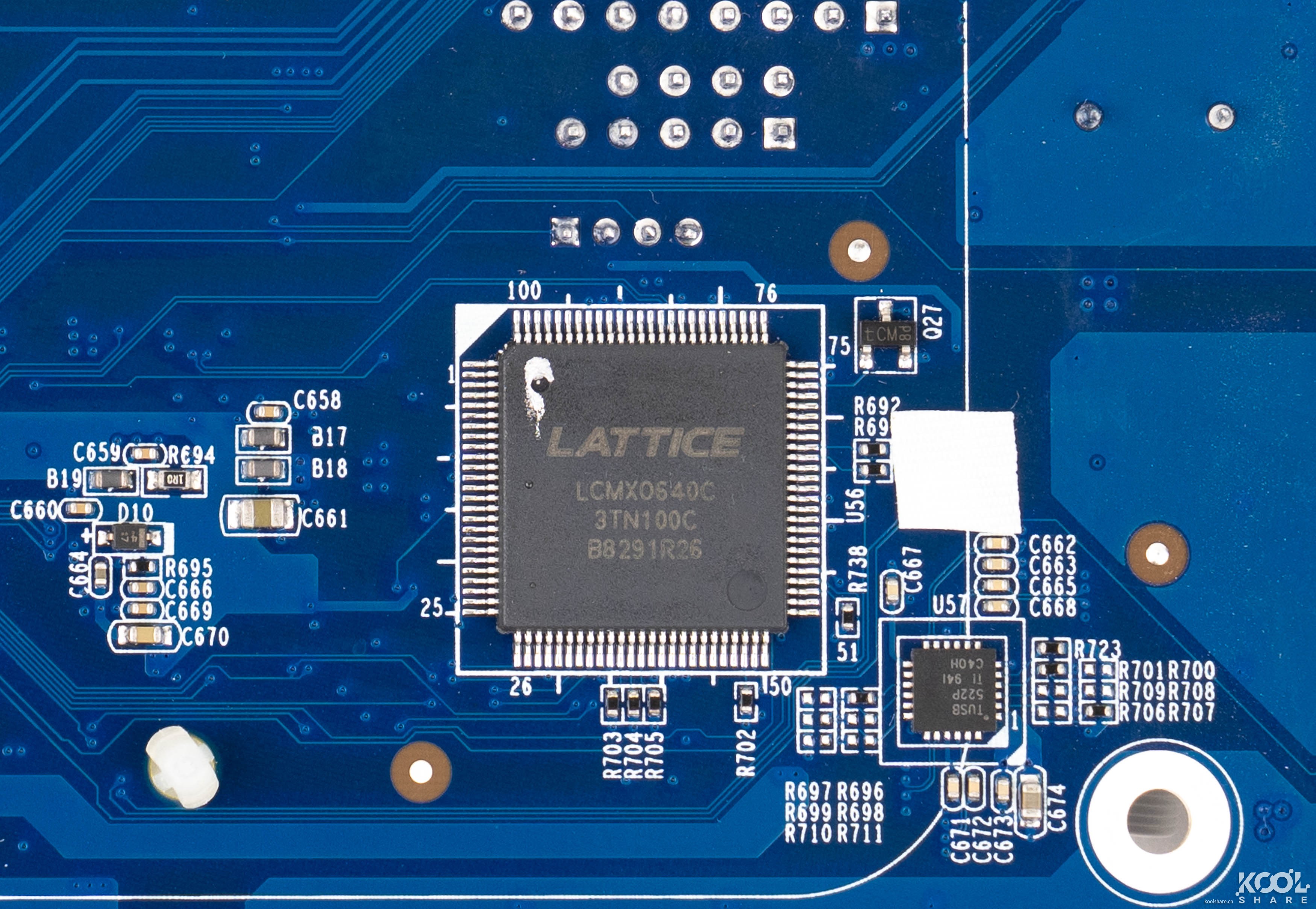 经济型9盘位NAS，QNAPTVS-951N开箱拆解评测