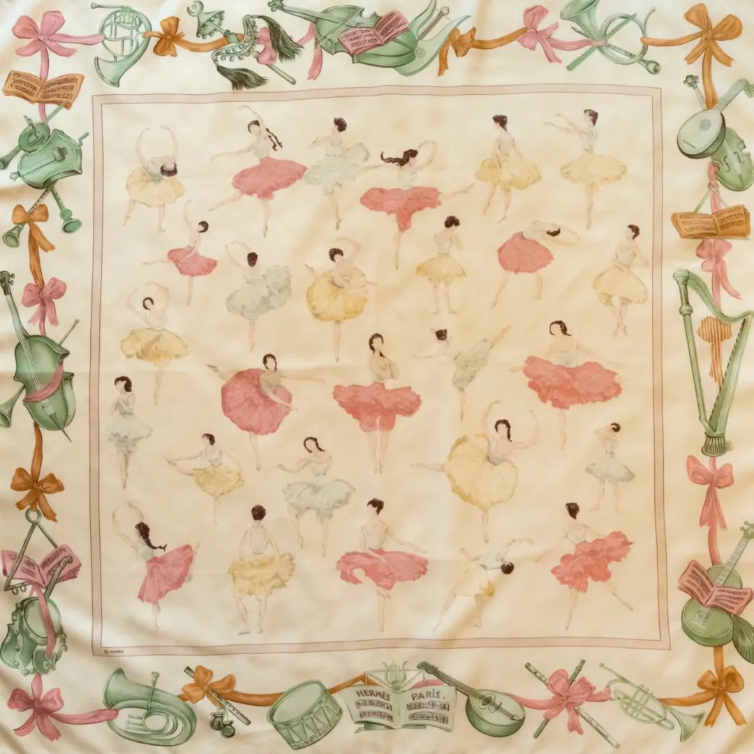 爱马仕丝巾经典款推荐,最热销款爱马仕丝巾