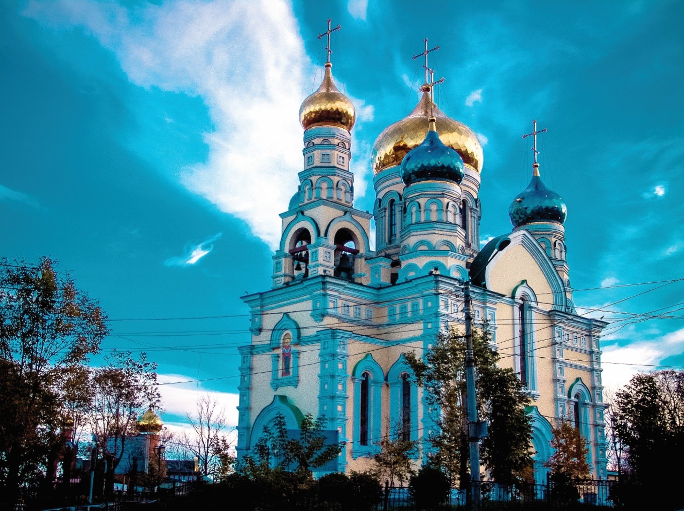 张翰王丽坤街头拍戏共赴海洋之城,张翰王丽坤同船共渡