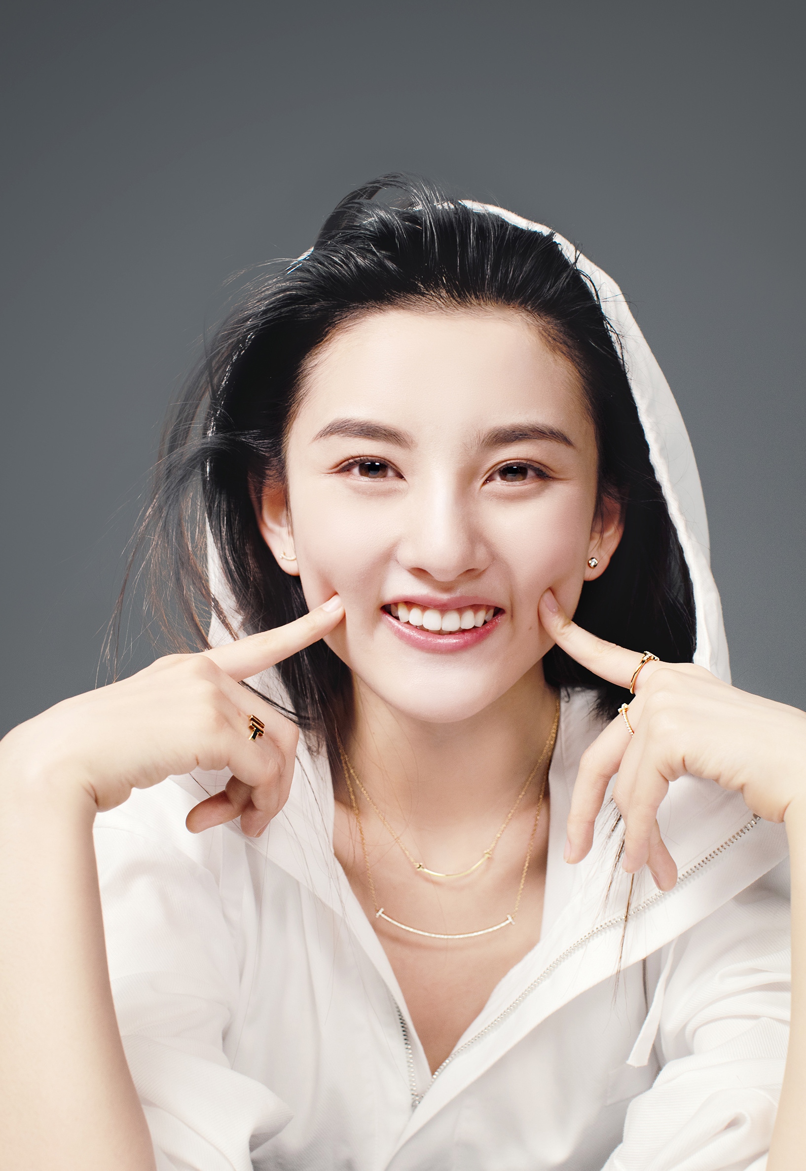 宝格丽经典珠宝首饰惊艳,宝格丽和蒂芙尼的首饰