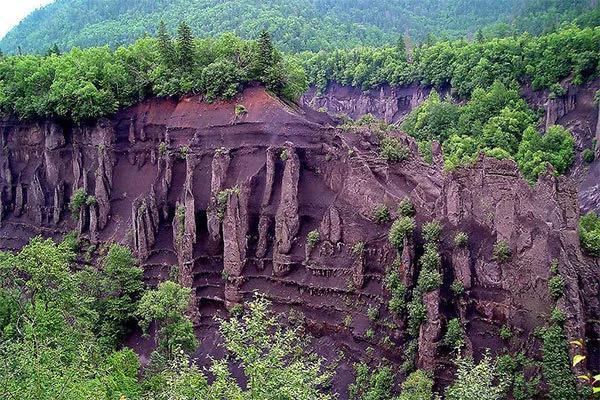 白山10月旅游攻略自助游线路,五一白山周边2-3天短途旅游