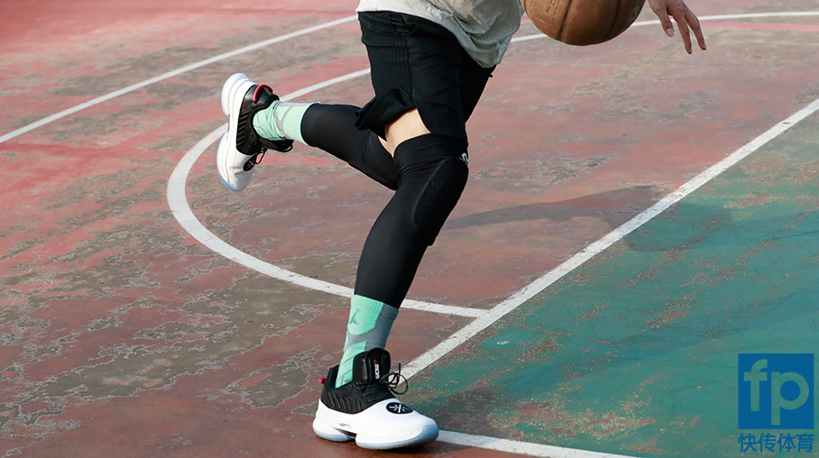 李宁篮球鞋韦德之道7,李宁韦德之道裂变7测评