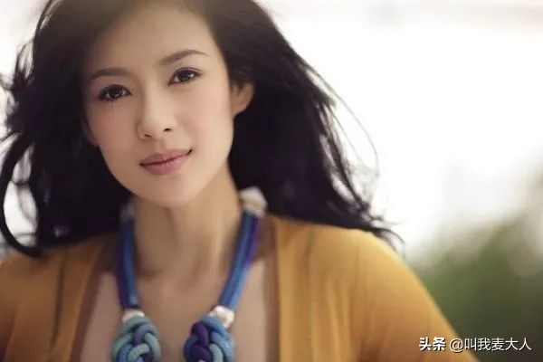 她是“女版陈冠希”，和多名大导演传绯闻，终被太太团联合封杀