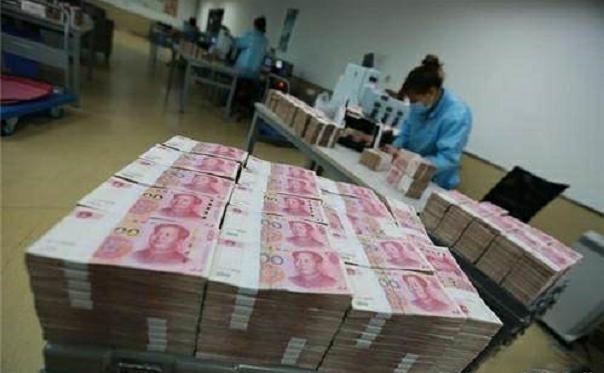 今年在银行工作人员辞职率高吗,35岁银行员工辞职后想要创业